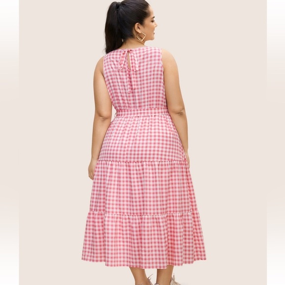 BloomChic Plus Size 2XL Gingham Elastic Waist Sleeveless Maxi Dress us18-20 - Picture 2 of 7